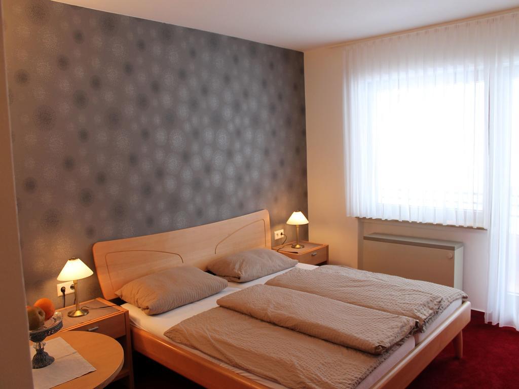 Haus Traudel Matt Hotel Елзах Екстериор снимка